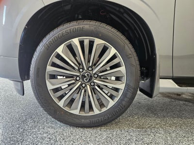 2027 INFINITI QX80 LUXE