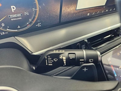 2027 INFINITI QX80 LUXE