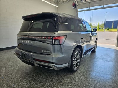 2027 INFINITI QX80 LUXE