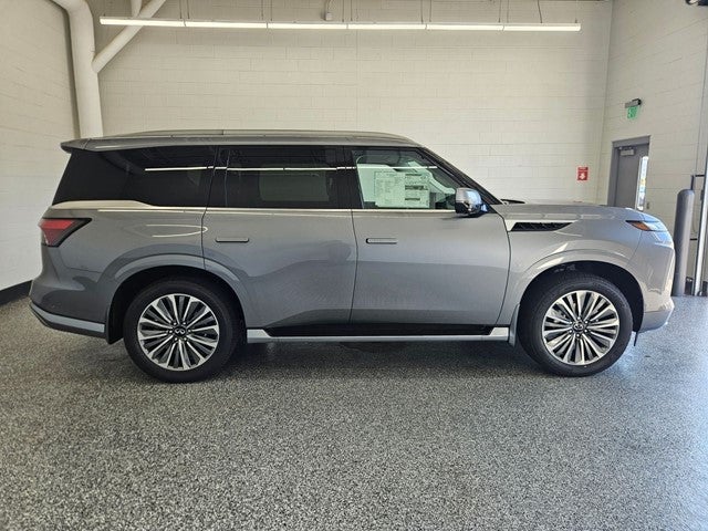 2027 INFINITI QX80 LUXE