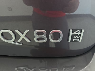 2026 INFINITI QX80 LUXE