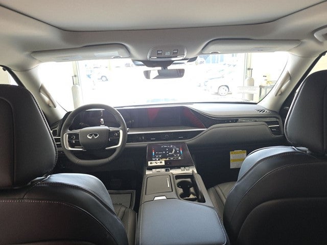 2026 INFINITI QX80 LUXE