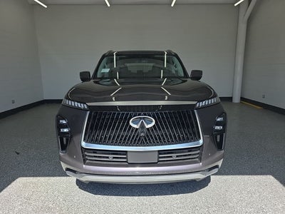 2026 INFINITI QX80 LUXE