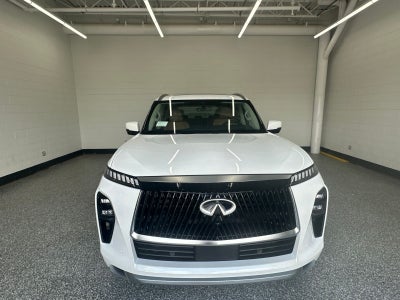 2027 INFINITI QX80 LUXE