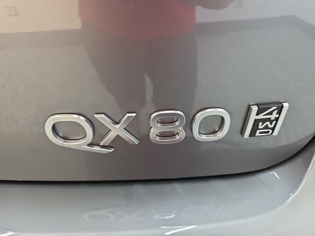 2026 INFINITI QX80 LUXE
