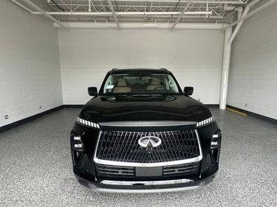 2027 INFINITI QX80 LUXE