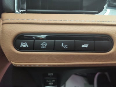 2027 INFINITI QX80 LUXE