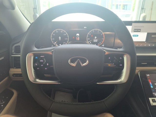 2027 INFINITI QX80 LUXE