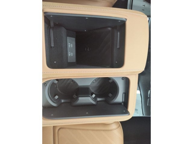 2027 INFINITI QX80 LUXE