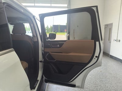 2027 INFINITI QX80 LUXE