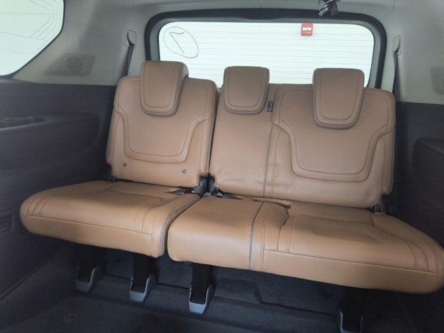 2027 INFINITI QX80 LUXE
