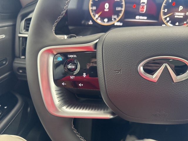 2026 INFINITI QX80 LUXE