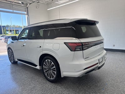 2026 INFINITI QX80 LUXE