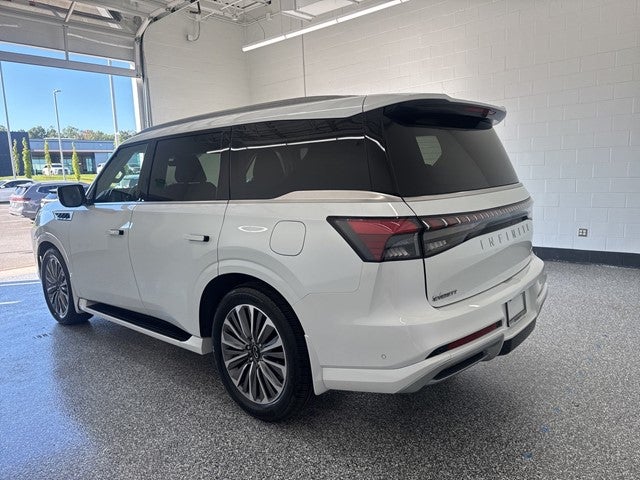 2026 INFINITI QX80 LUXE