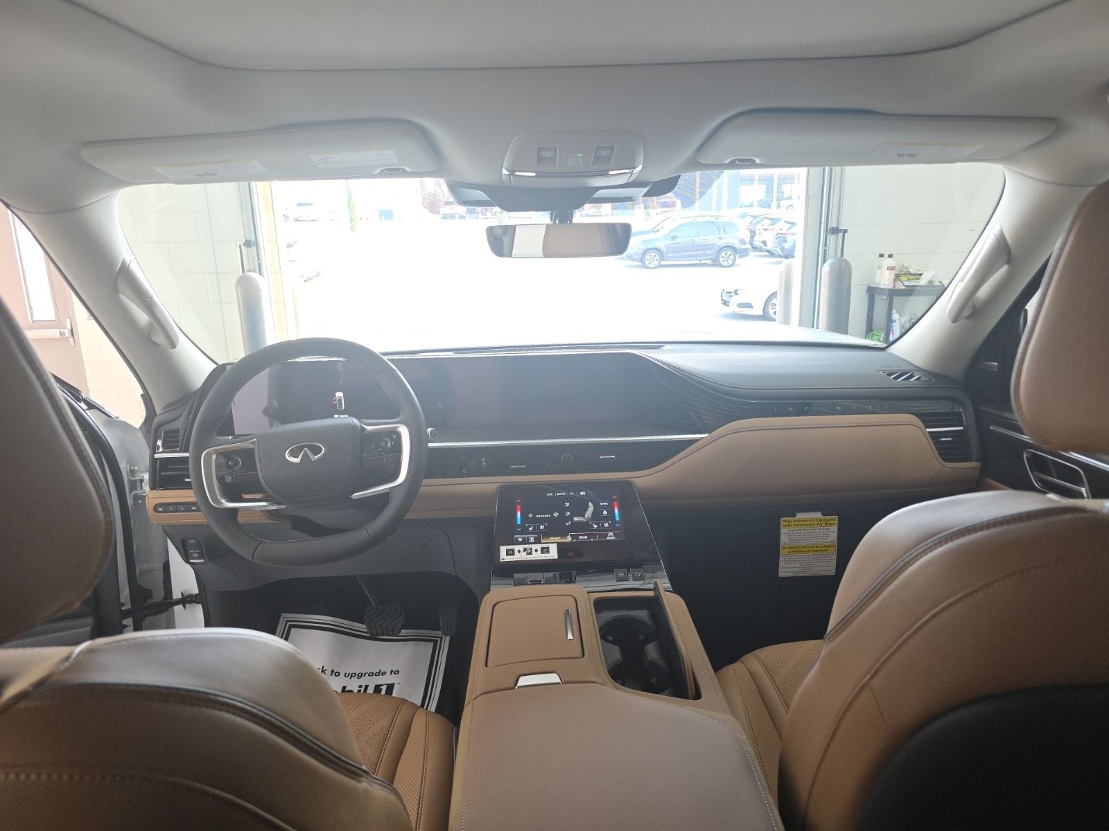 2026 INFINITI QX80 LUXE