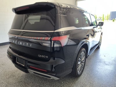 2027 INFINITI QX80 LUXE