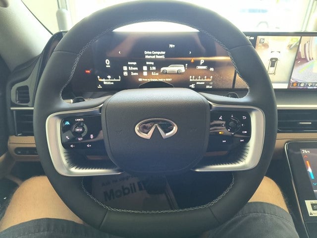 2027 INFINITI QX80 LUXE