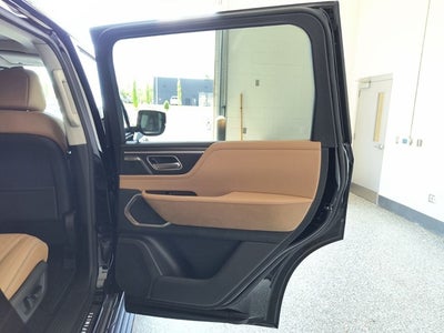 2027 INFINITI QX80 LUXE
