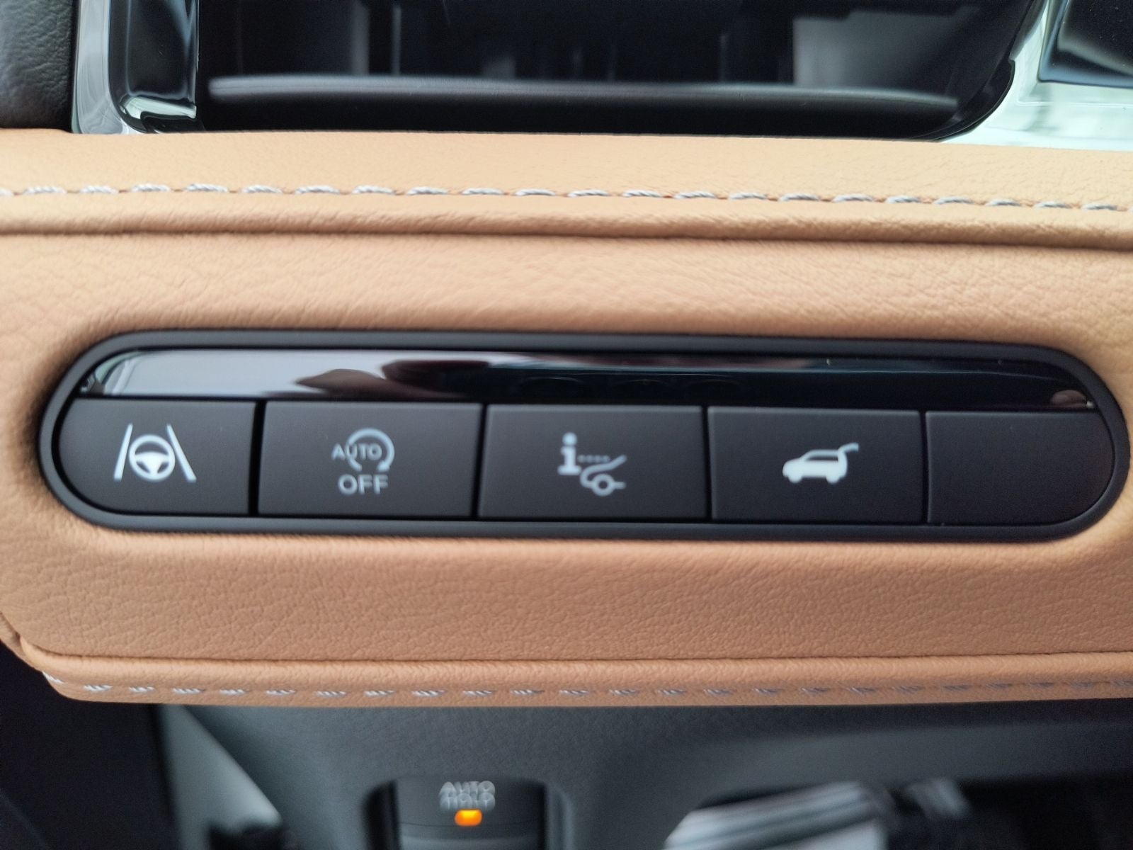2027 INFINITI QX80 LUXE