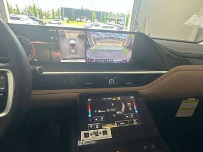 2027 INFINITI QX80 LUXE