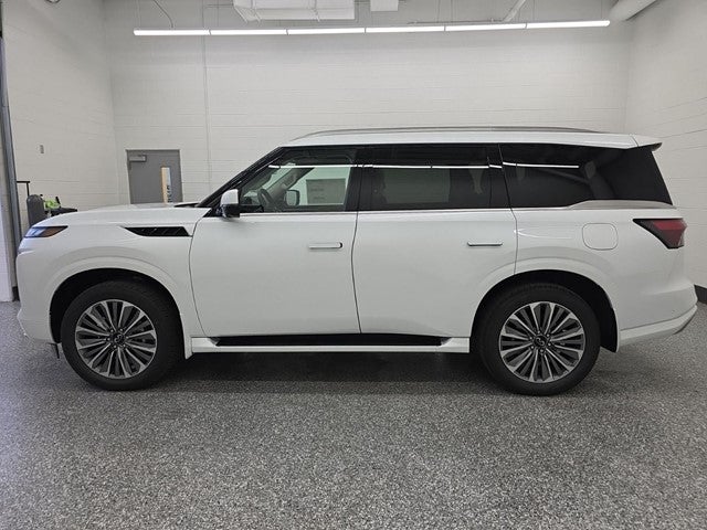 2026 INFINITI QX80 LUXE