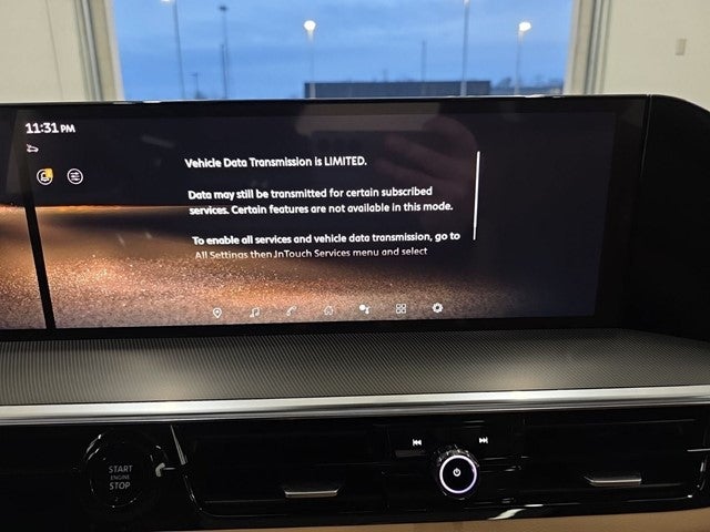 2026 INFINITI QX80 LUXE