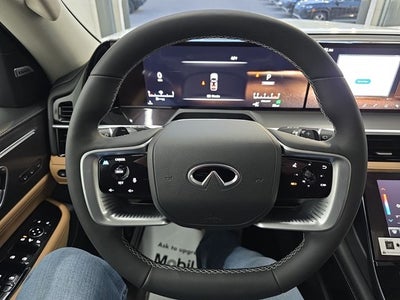 2026 INFINITI QX80 LUXE