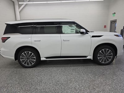 2026 INFINITI QX80 LUXE
