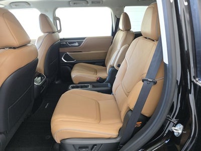 2026 INFINITI QX80 LUXE