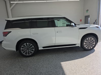 2026 INFINITI QX80 LUXE