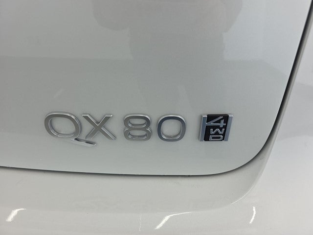 2026 INFINITI QX80 LUXE