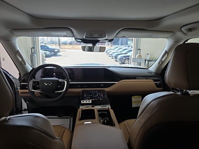 2026 INFINITI QX80 LUXE