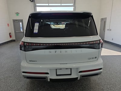 2026 INFINITI QX80 LUXE