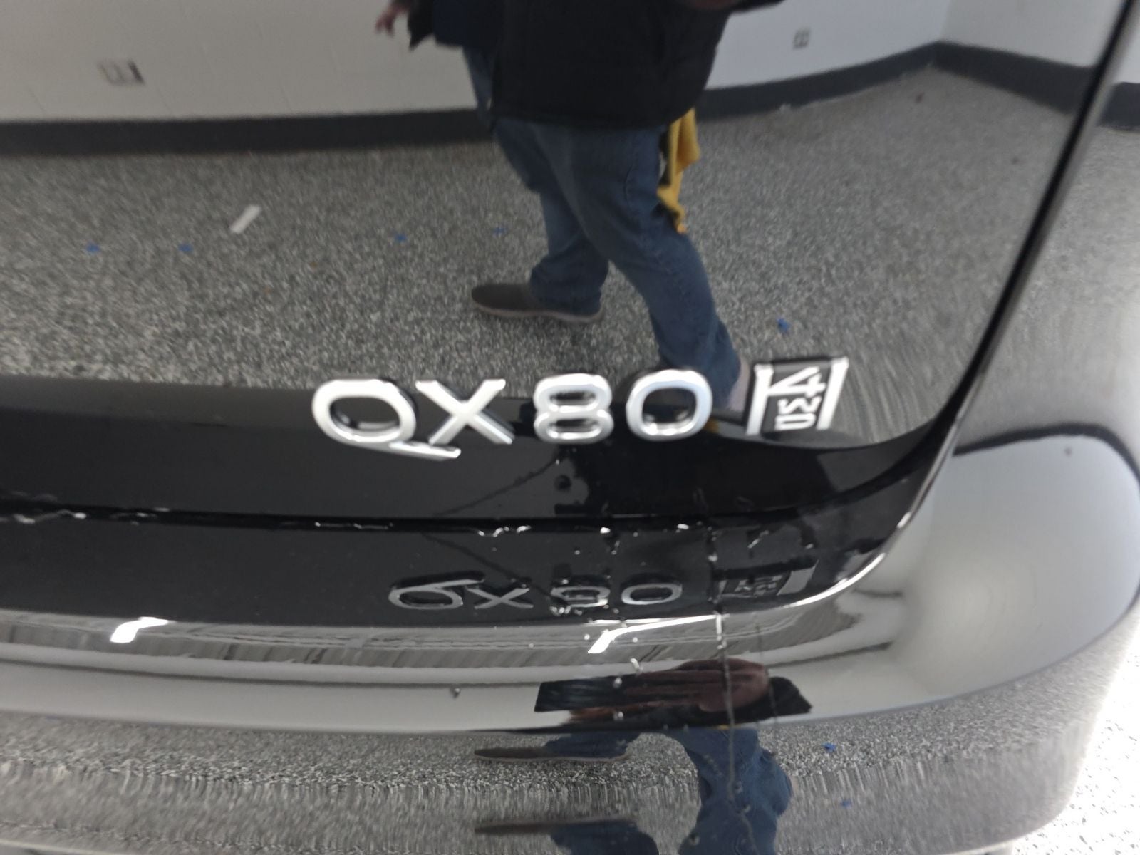 2026 INFINITI QX80 LUXE