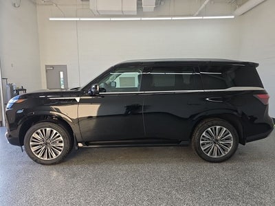 2026 INFINITI QX80 LUXE