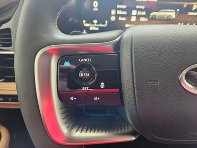 2027 INFINITI QX80 LUXE