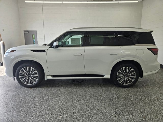 2027 INFINITI QX80 LUXE