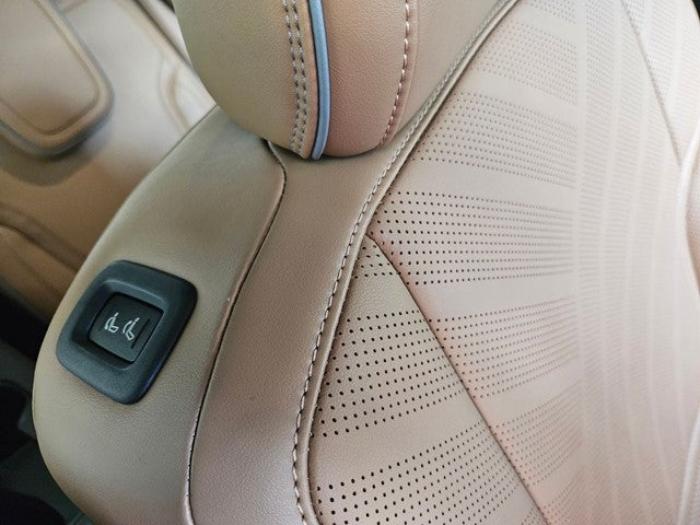 2027 INFINITI QX80 LUXE