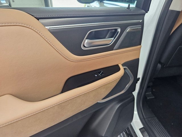 2027 INFINITI QX80 LUXE