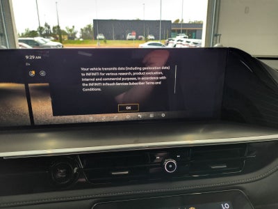 2025 INFINITI QX80 LUXE