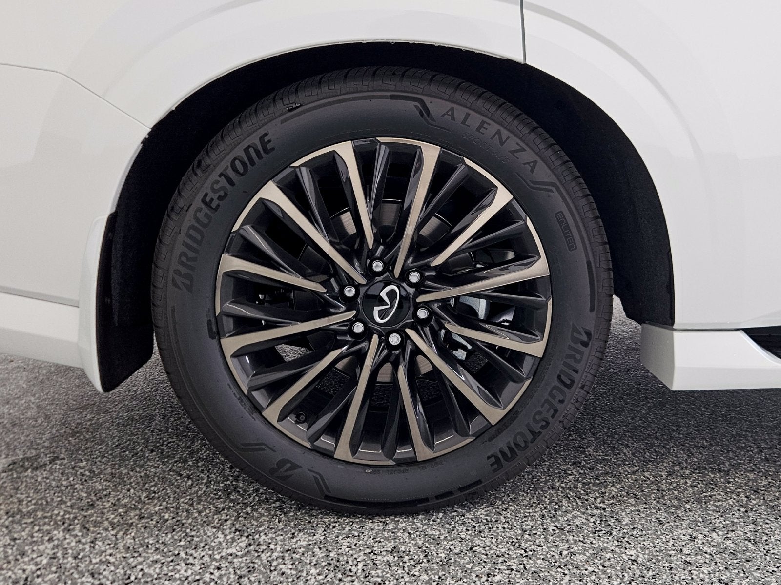 2027 INFINITI QX80 AUTOGRAPH