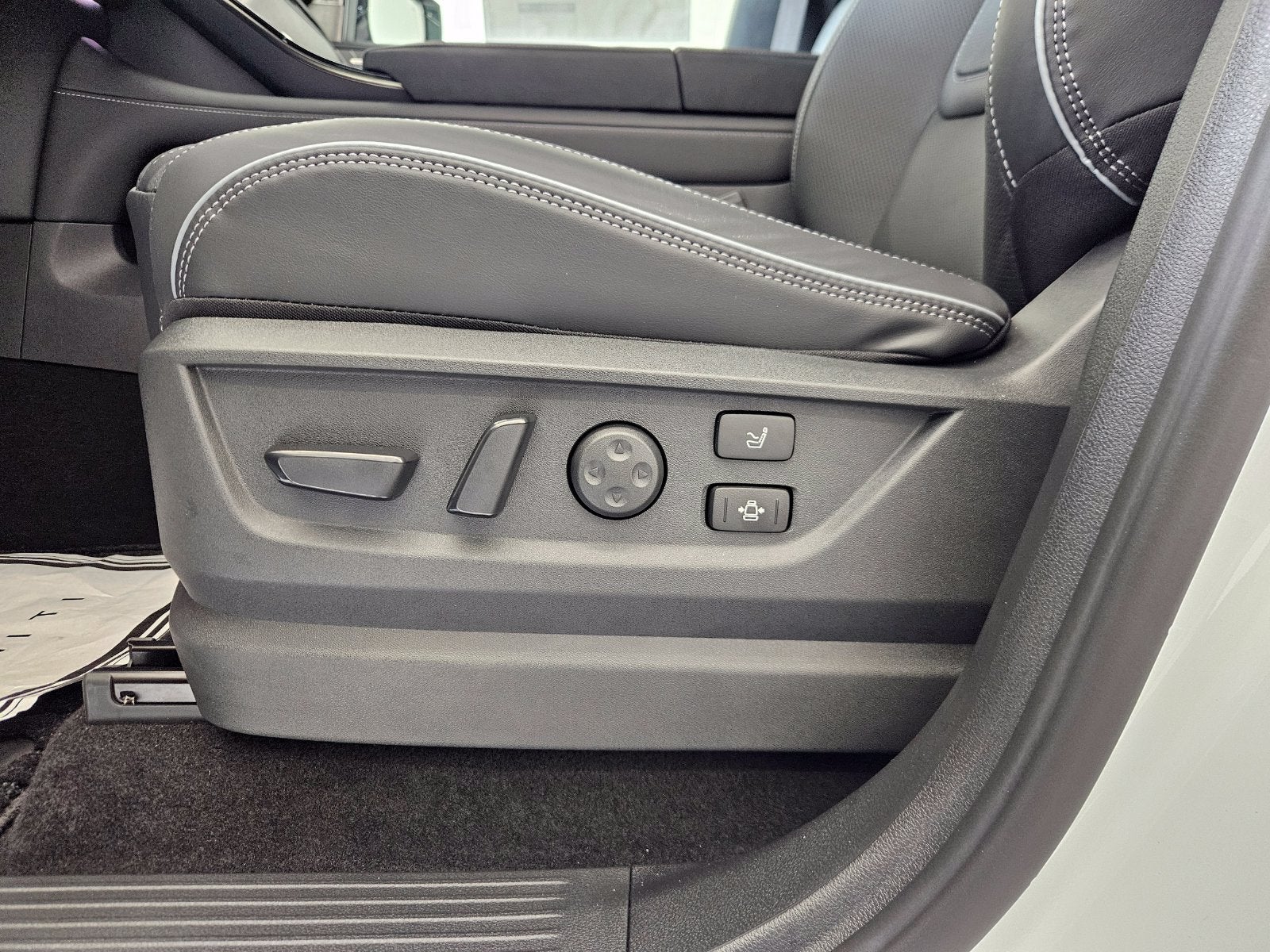 2027 INFINITI QX80 AUTOGRAPH