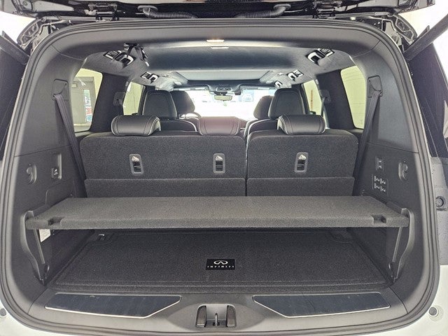 2027 INFINITI QX80 AUTOGRAPH