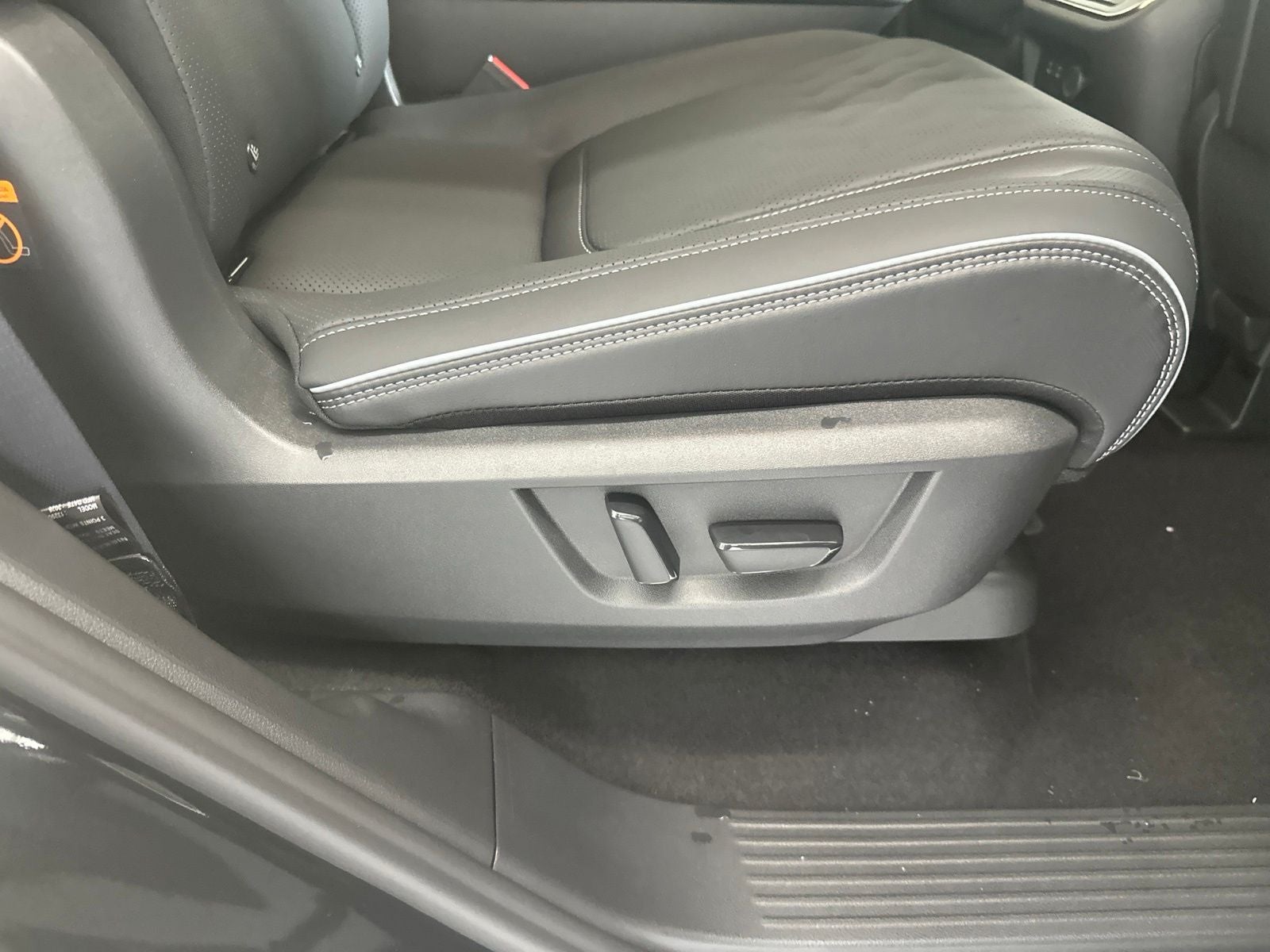 2027 INFINITI QX80 AUTOGRAPH