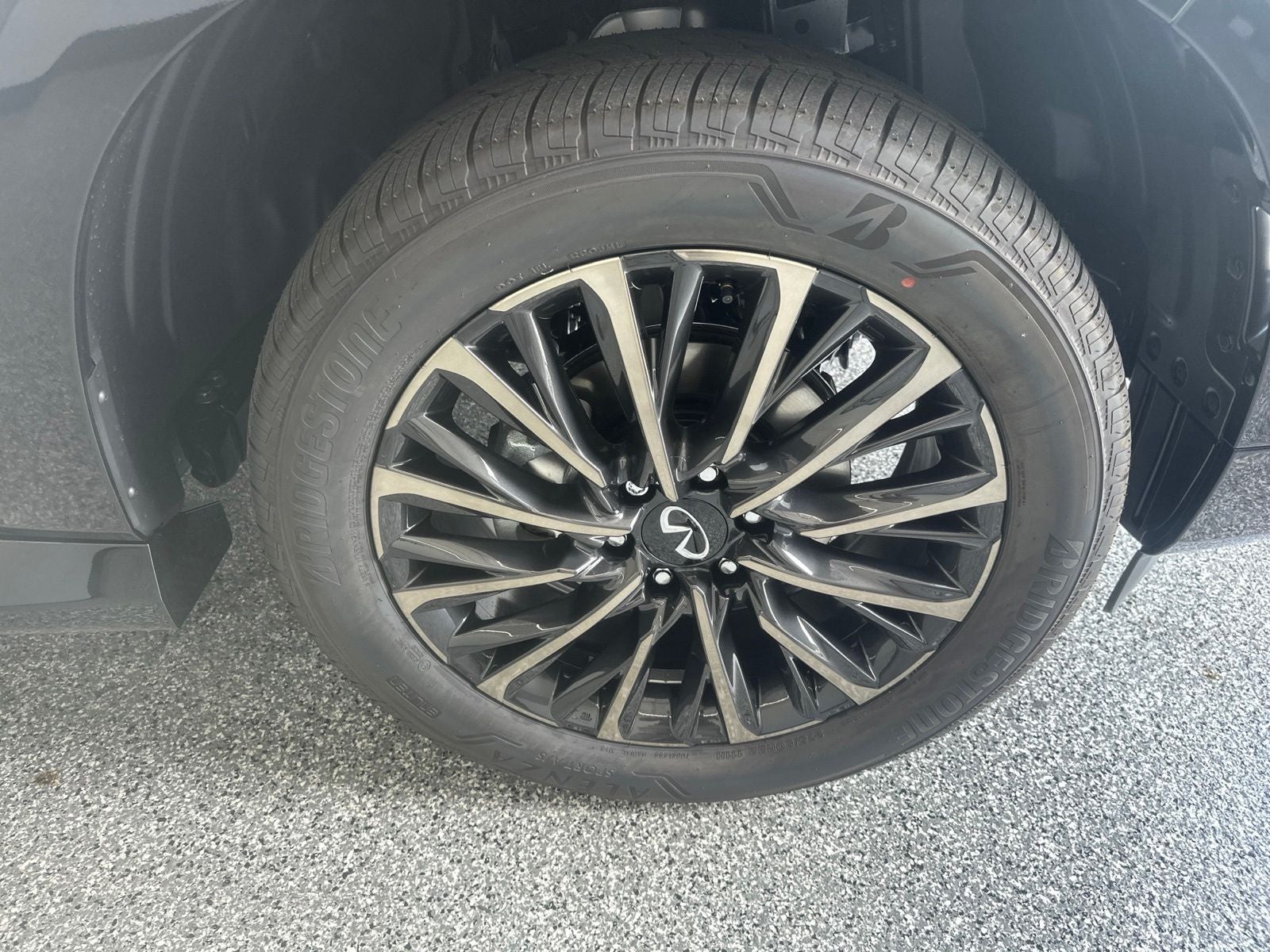 2027 INFINITI QX80 AUTOGRAPH