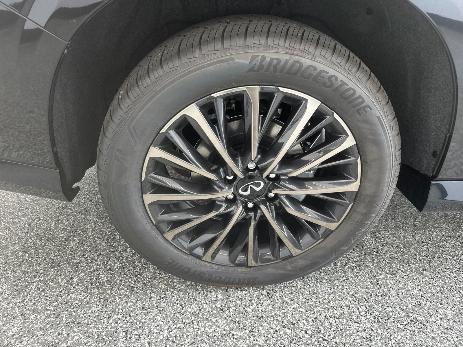 2027 INFINITI QX80 AUTOGRAPH