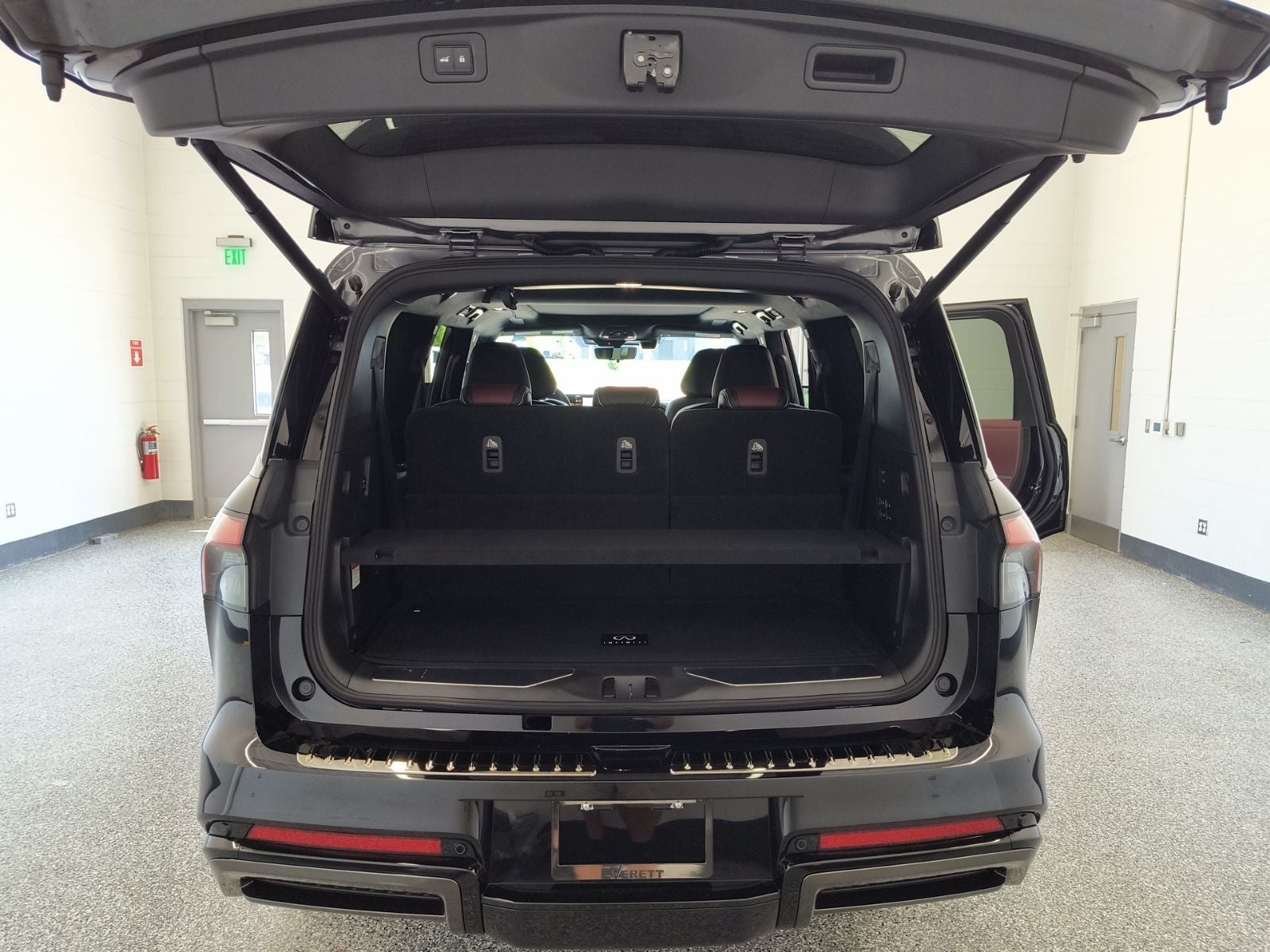 2027 INFINITI QX80 AUTOGRAPH