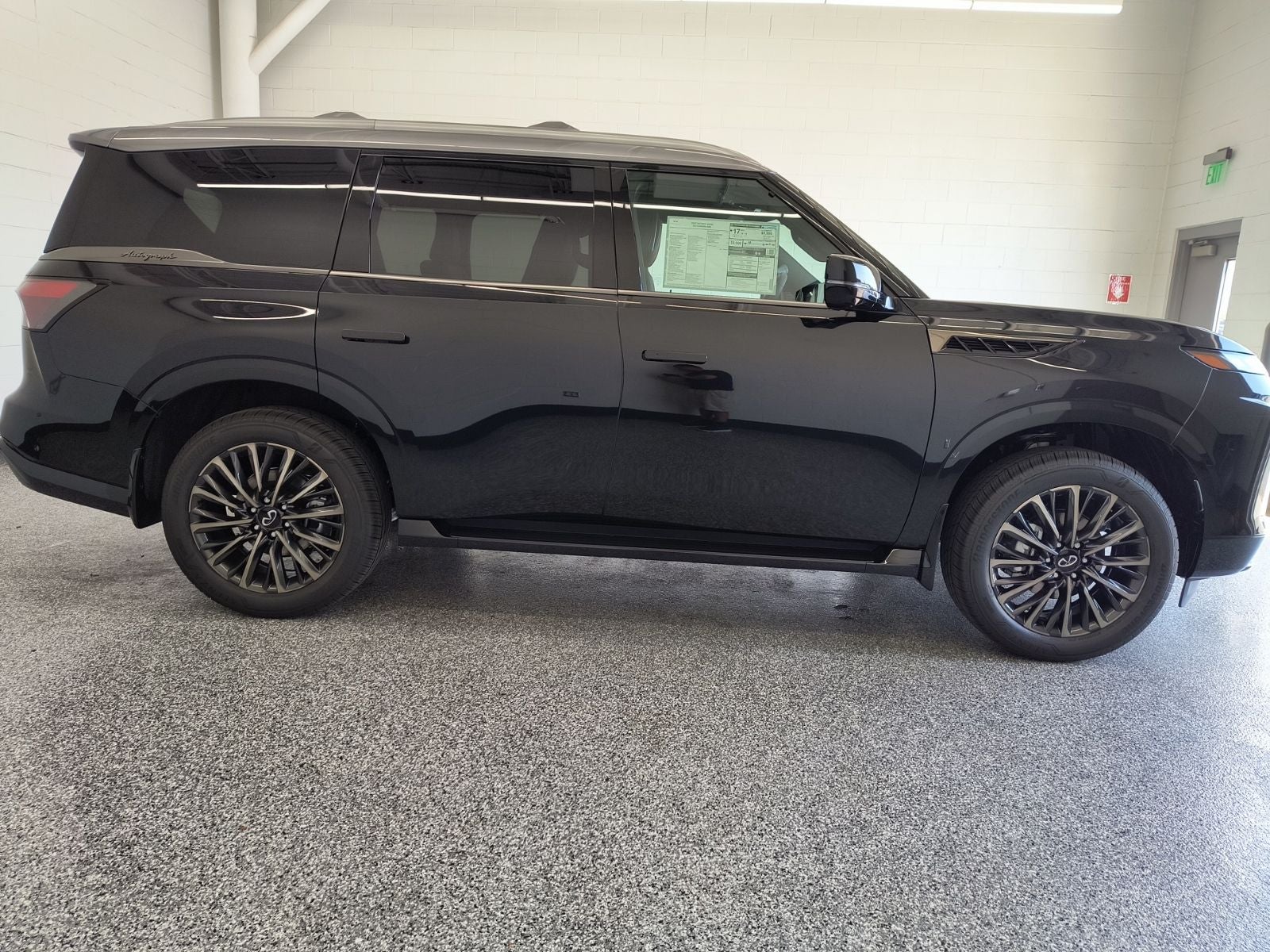2027 INFINITI QX80 AUTOGRAPH