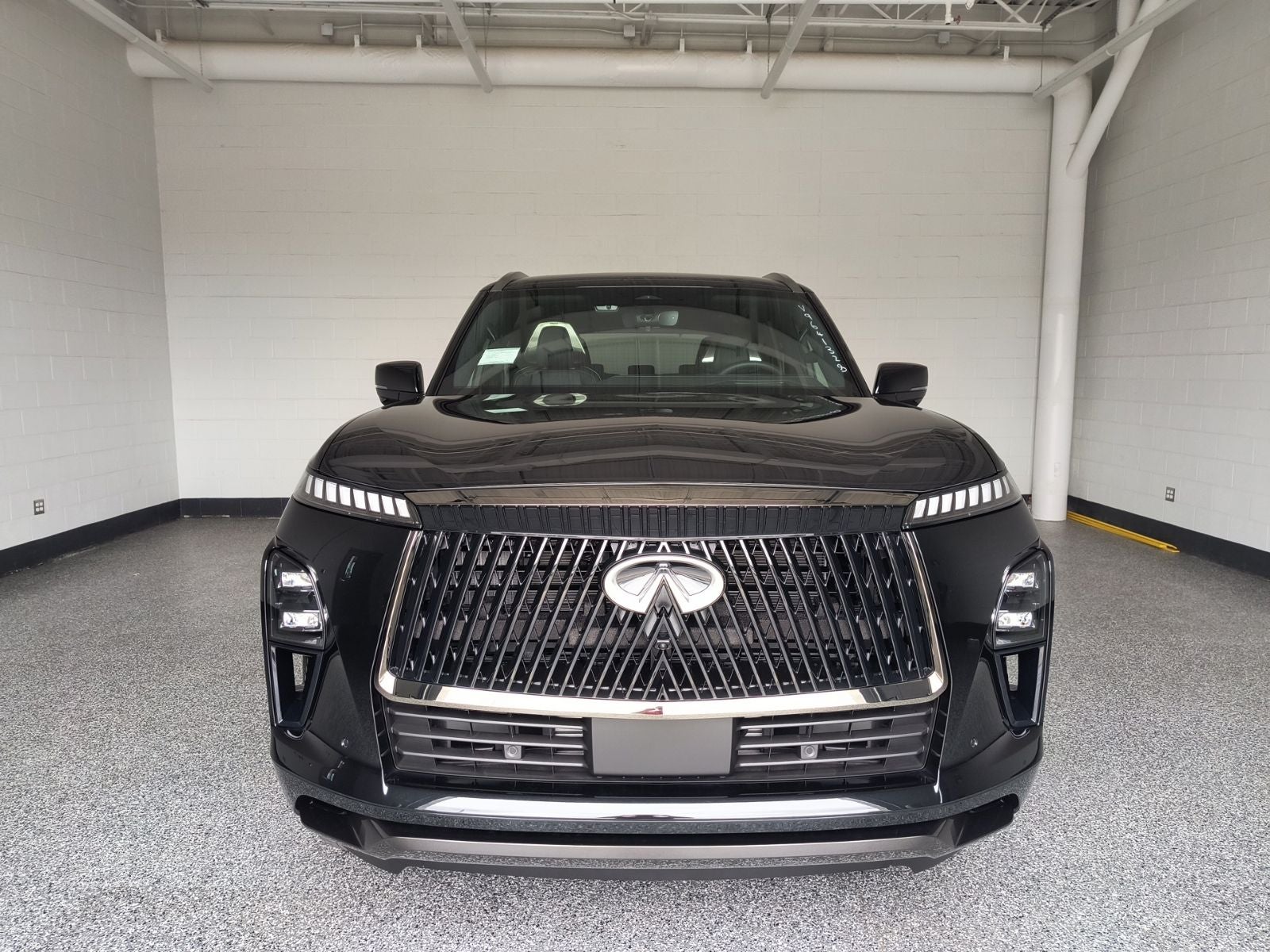 2027 INFINITI QX80 AUTOGRAPH