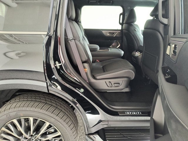 2027 INFINITI QX80 AUTOGRAPH
